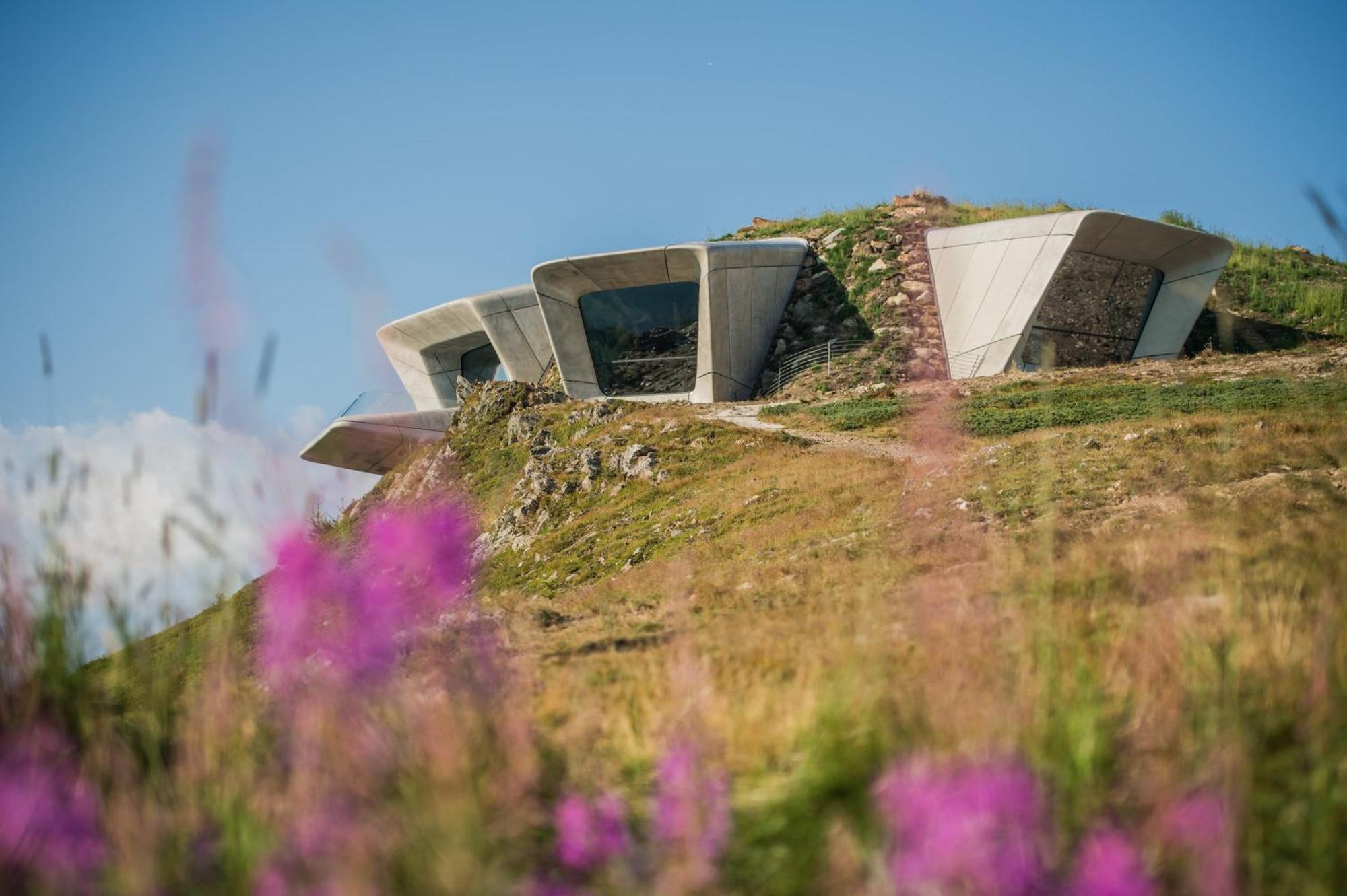 Ferien & Wellnesshotel Windschar Brunico Dış mekan fotoğraf